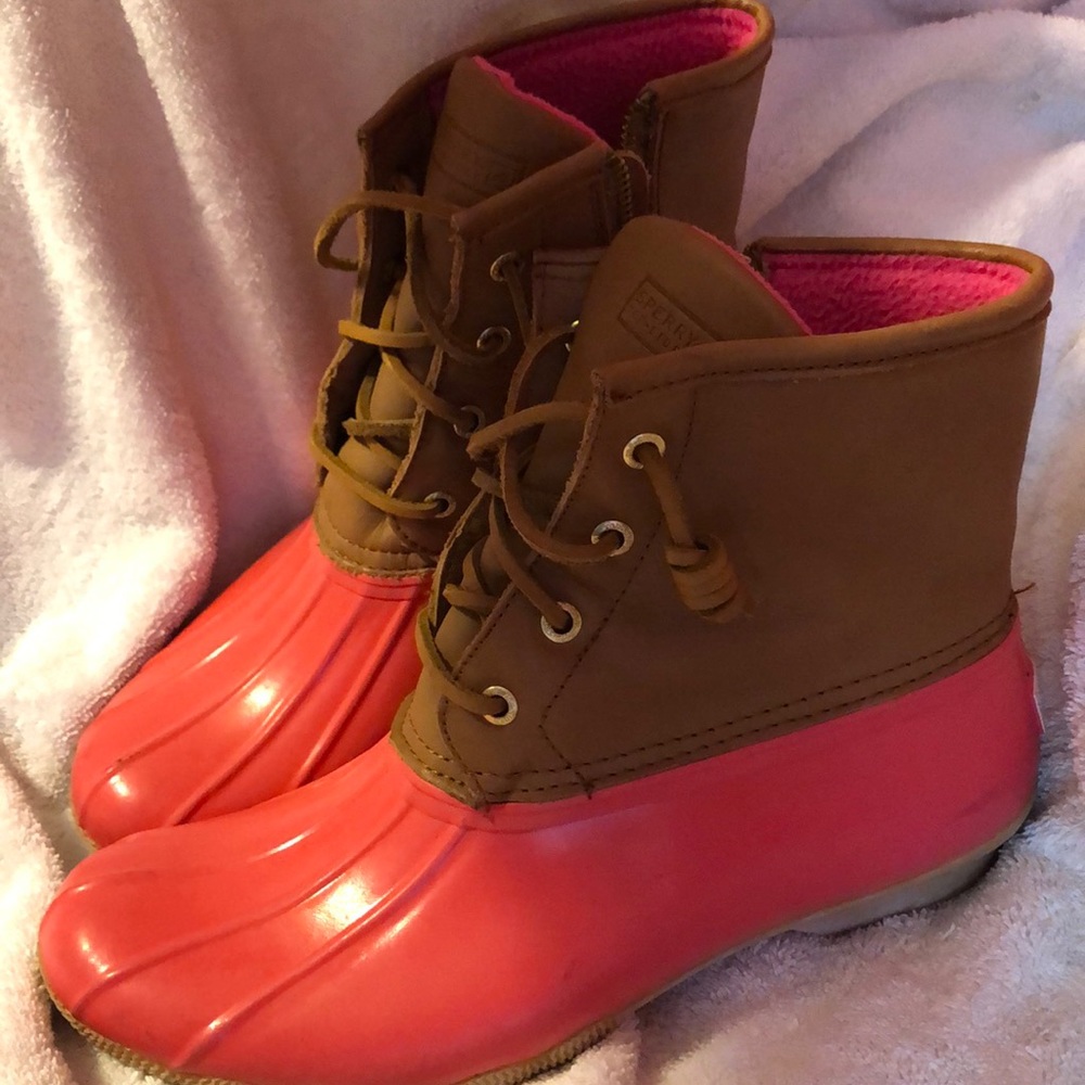 Never been worn pink Sperry Duck Boots